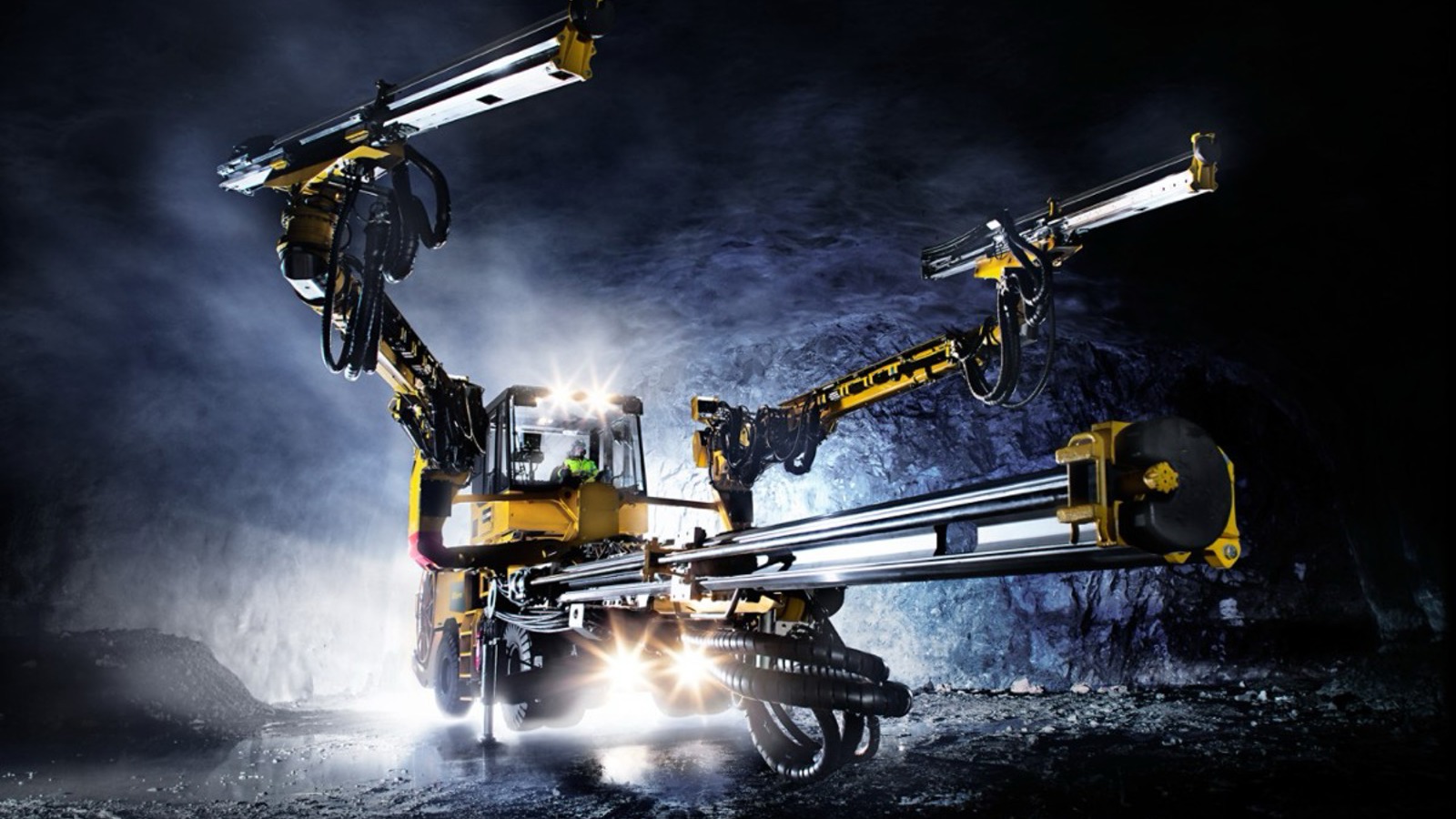 Boomer XE3 In Underground Mine